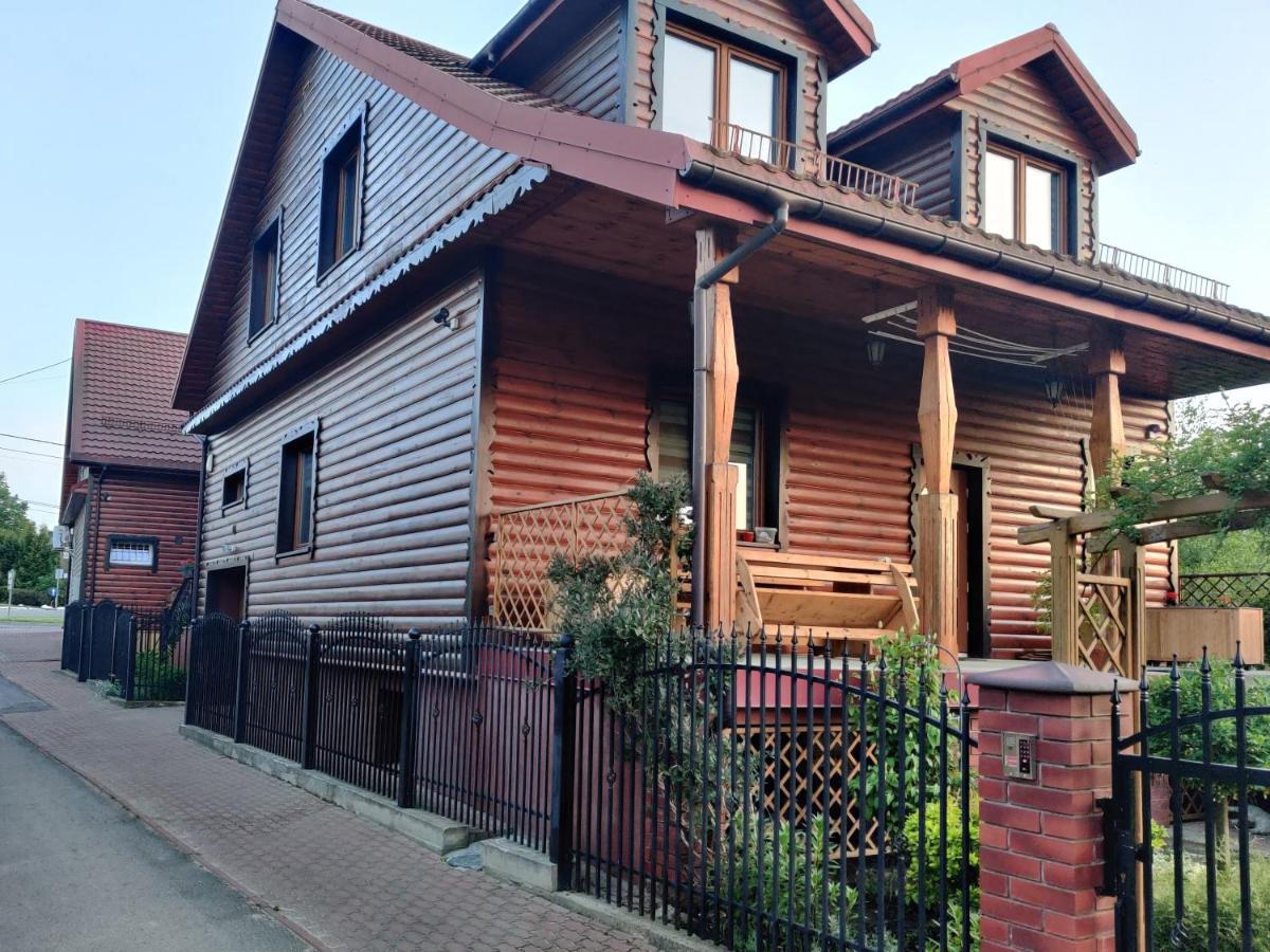 Cztery Pory Roku Guest House Bialowieza Luaran gambar