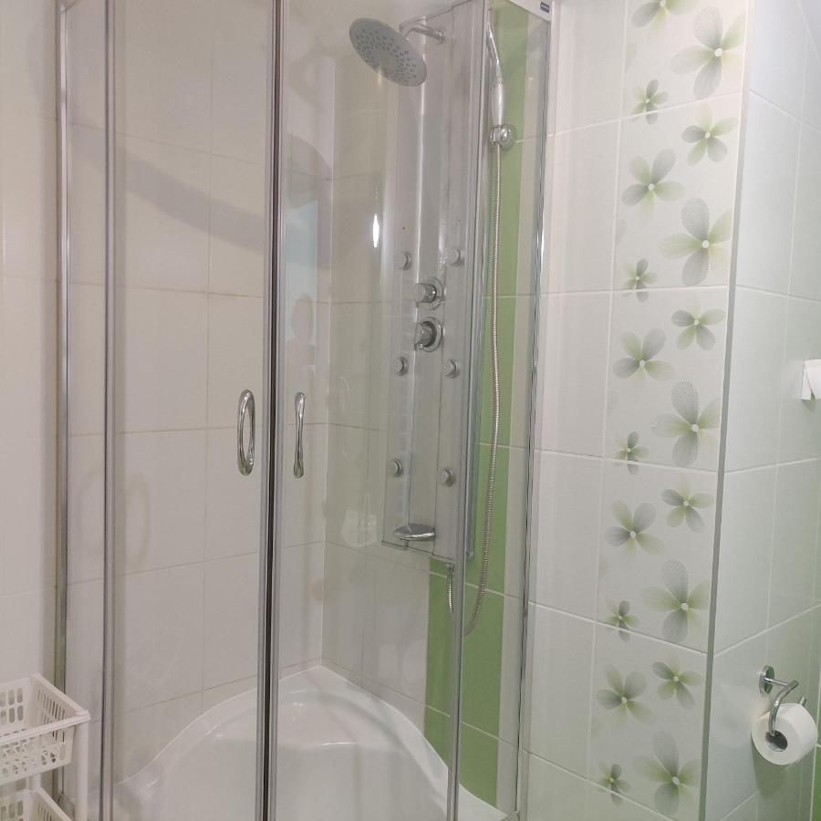 Cztery Pory Roku Guest House Bialowieza Luaran gambar