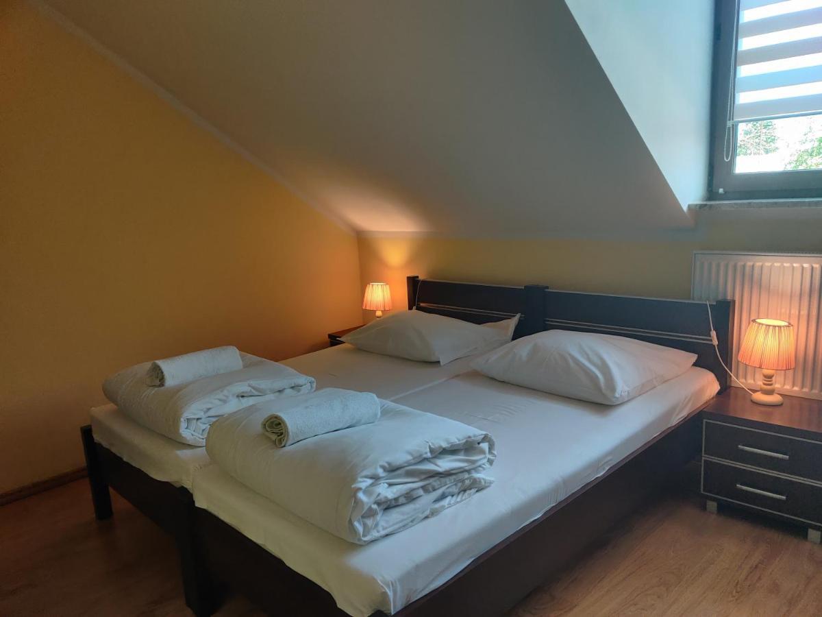 Cztery Pory Roku Guest House Bialowieza Luaran gambar