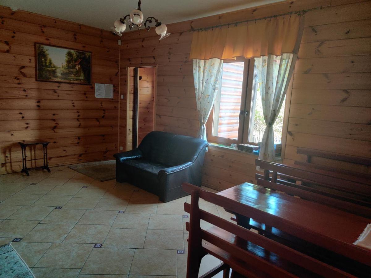 Cztery Pory Roku Guest House Bialowieza Luaran gambar