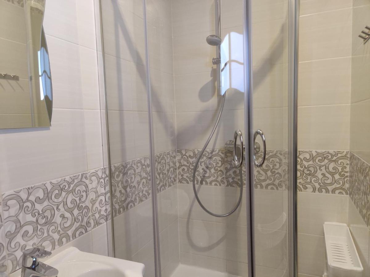 Cztery Pory Roku Guest House Bialowieza Luaran gambar