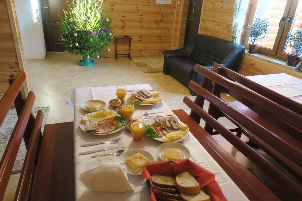 Cztery Pory Roku Guest House Bialowieza Luaran gambar