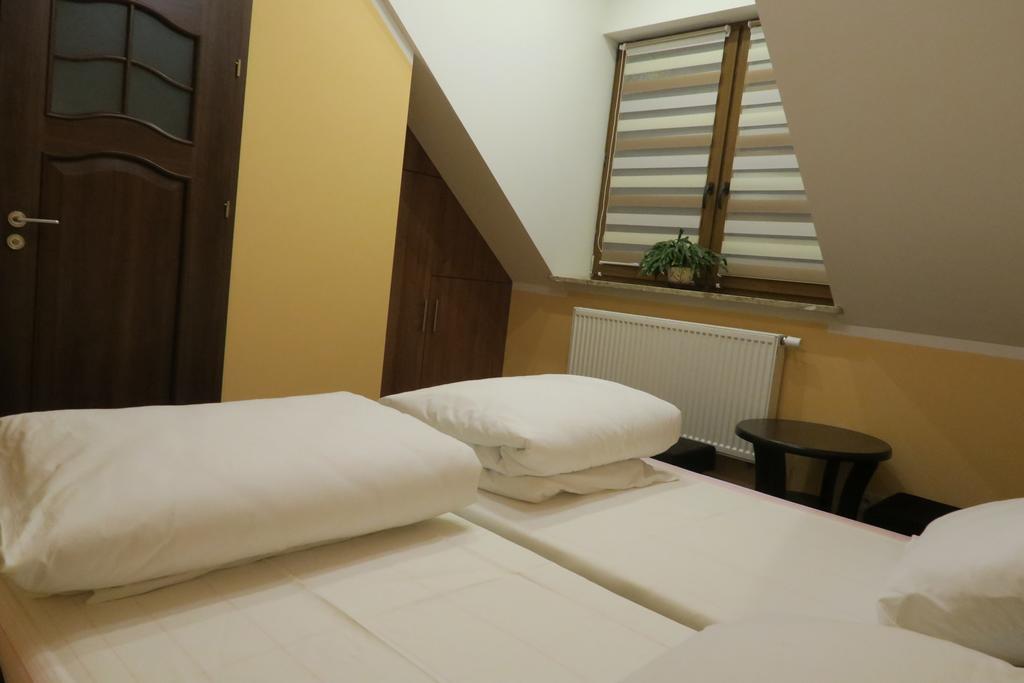 Cztery Pory Roku Guest House Bialowieza Bilik gambar